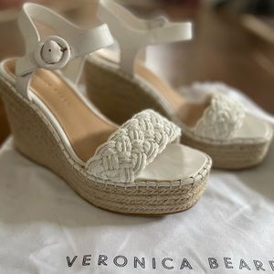 Veronica Beard Reema Platform Wedge Sandal Size 8 in white, worn one time